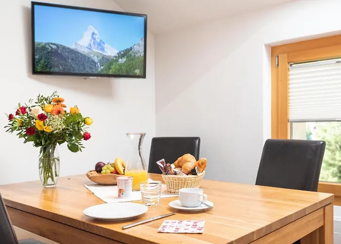 졸리몬트 아파트먼트 아파트 *