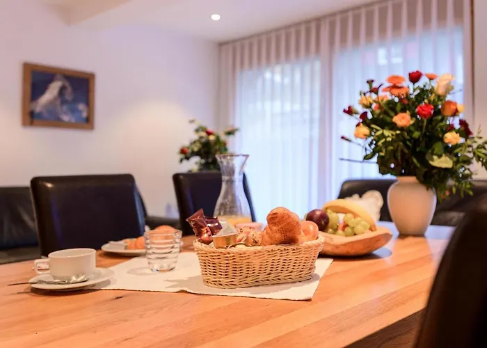 졸리몬트 아파트먼트