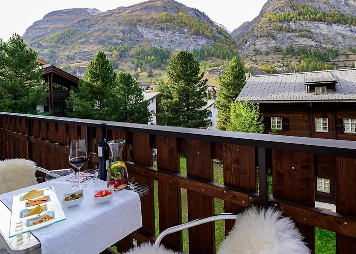 졸리몬트 아파트먼트