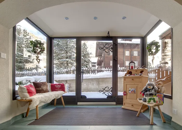 아파트 졸리몬트 아파트먼트 *