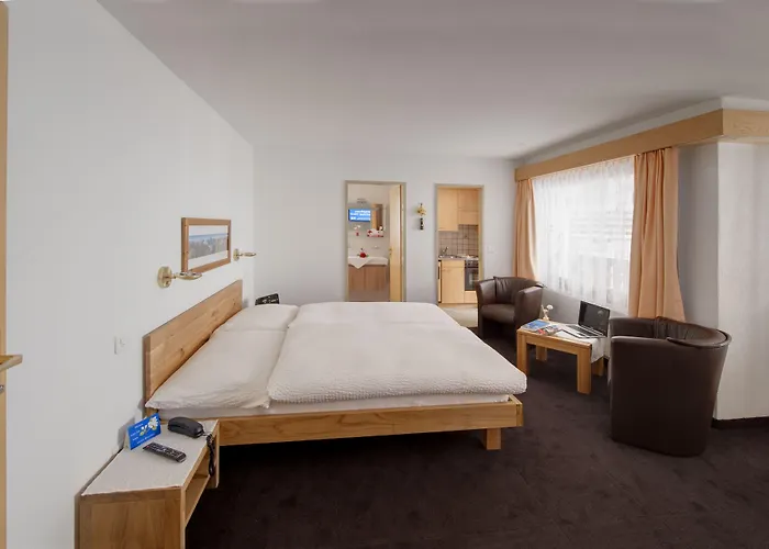 졸리몬트 아파트먼트