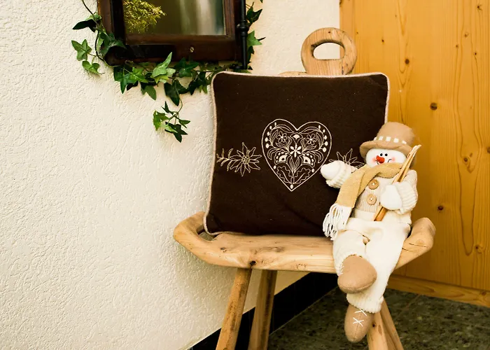 졸리몬트 아파트먼트 *