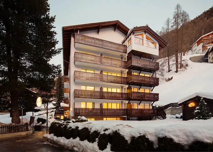 아파트 졸리몬트 아파트먼트 *